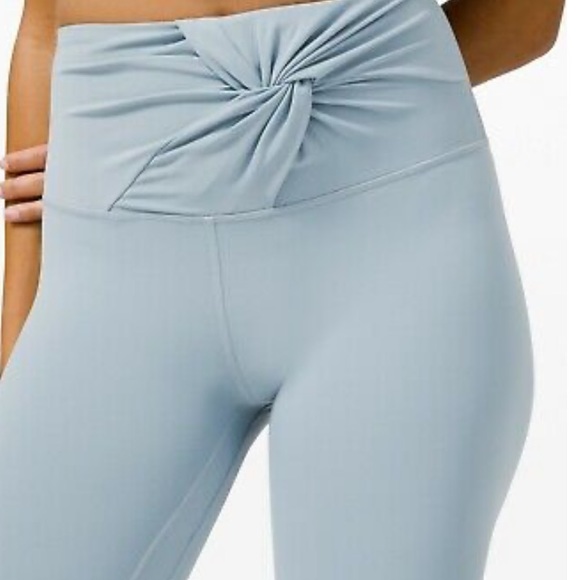 Lululemon Align High-Rise Crop 23" Twist Waist - Picture 6 of 13